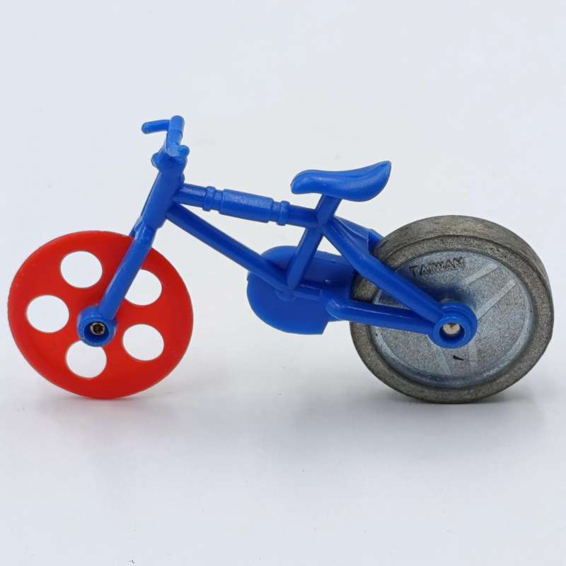 Pair of vintage Pull cord acrobatic bikes with one rip cord - handles broken
