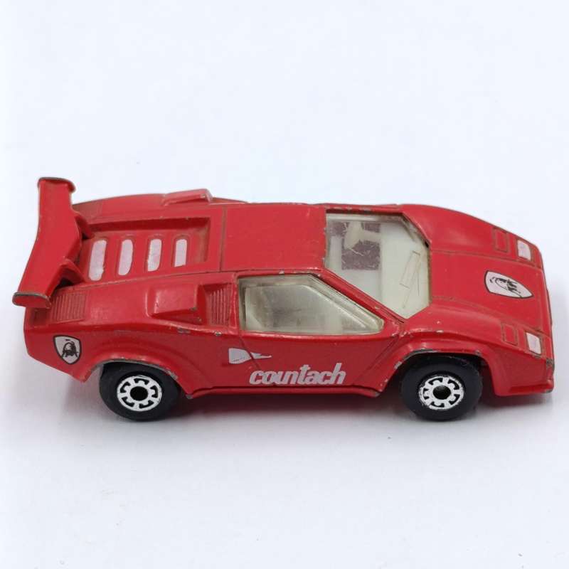 Vintage Matchbox Lamborghini Countach LP 5000 S die-cast toy car