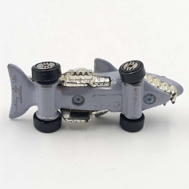 Vintage Hot Wheels Speed demons Sharkruiser die-cast toy car