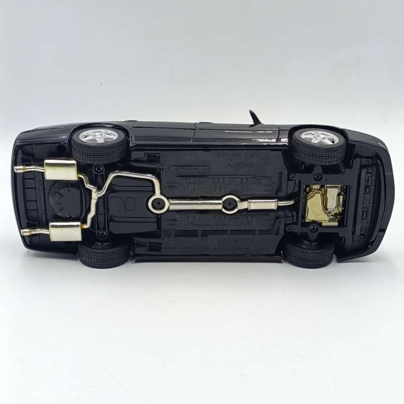 Maisto 2004 Chevrolet Impala SS die-cast model car - scale 1/18