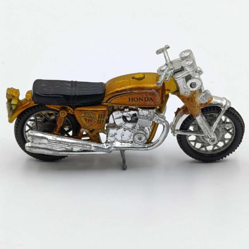 Set of 5 vintage die-cast model motorcycles