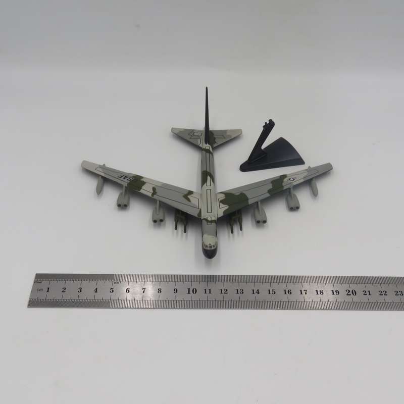 USAF B-52 Stratofortress- Scale 1/234