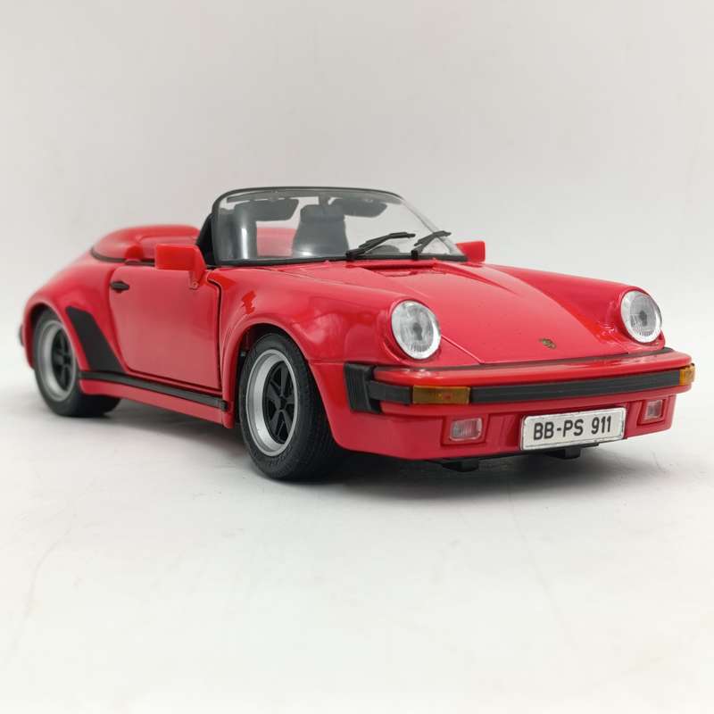 Maisto 1989 Porsche 911 Speedster die-cast model car - scale 1/18