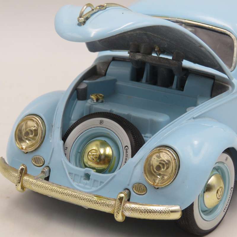 Bburago 1955 Volkswagen Beetle model car -  scale 1/18
