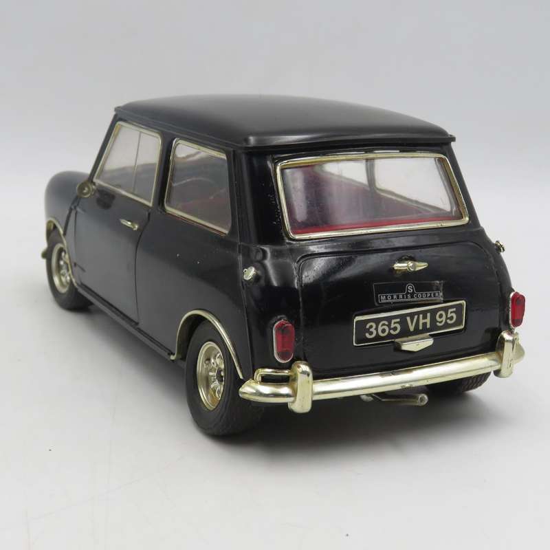 Solido Mini Cooper S die-cast model car - Scale 1/16