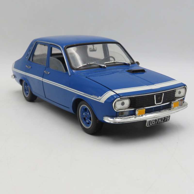 Solido Renault 12 Gordini die-cast model car - scale 1/18