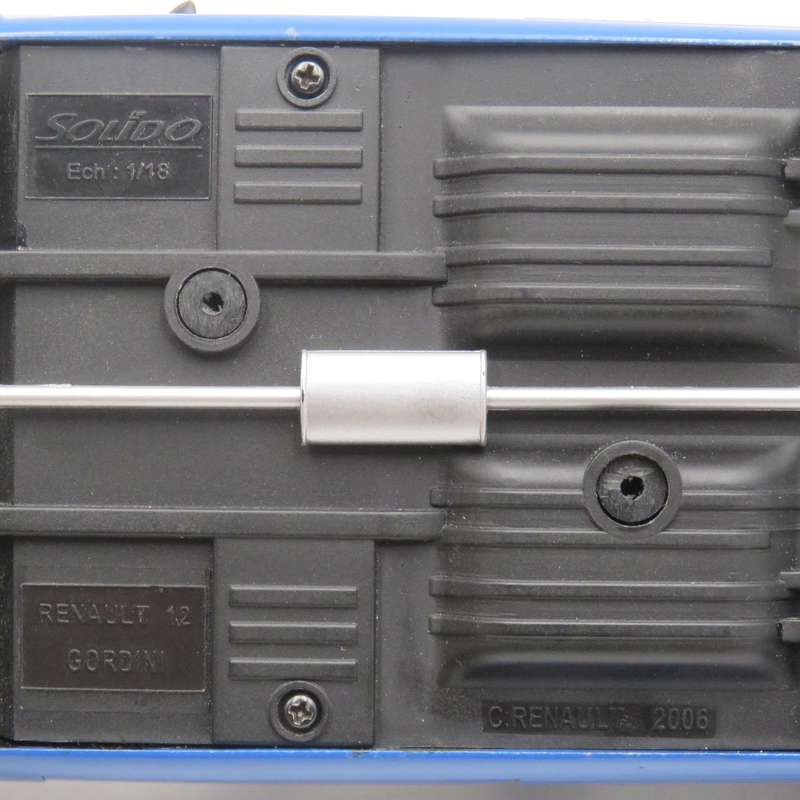 Solido Renault 12 Gordini die-cast model car - scale 1/18