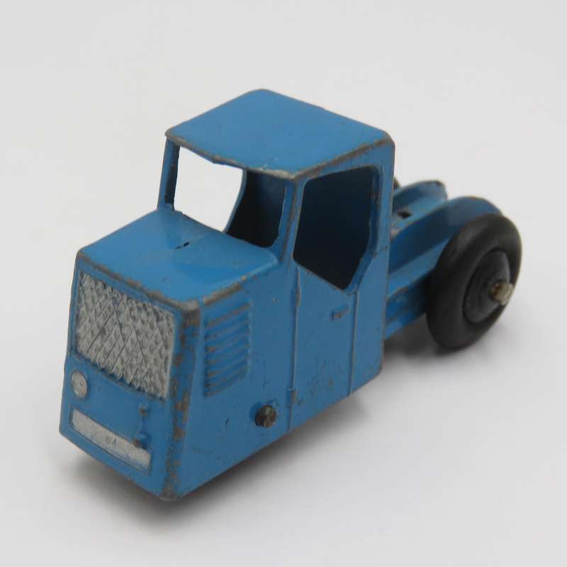 Meccano Dinky Toys #415 Mechanical Horse and open wagon toy car