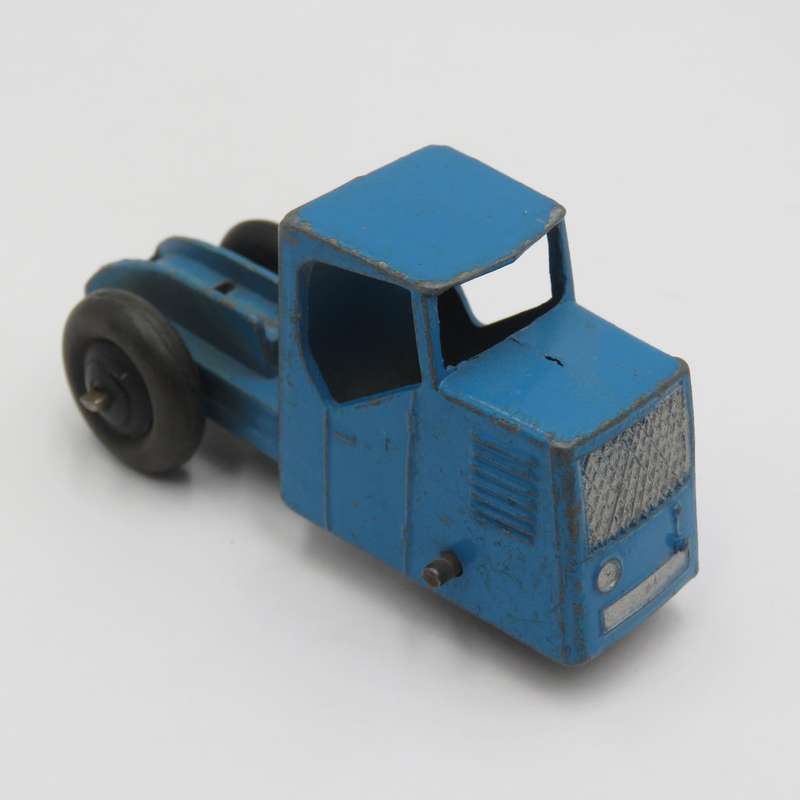 Meccano Dinky Toys #415 Mechanical Horse and open wagon toy car