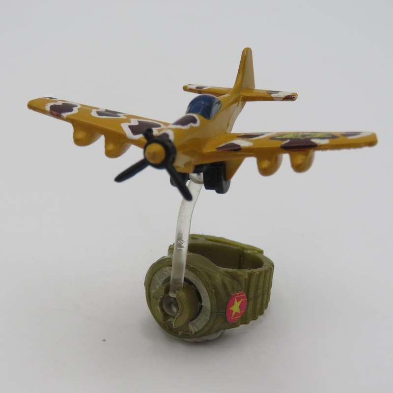 Set of 3 Vintage Matchbox Ring Raiders jet planes - ring sticks missing plus extra ring