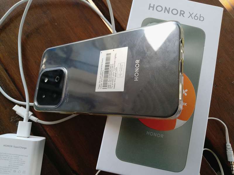 NEW Honor X6b 6.56inch 4G DualSim,128GB, 12GbRam, Android14, 50MP AI MainCamera, HardProtector-Black