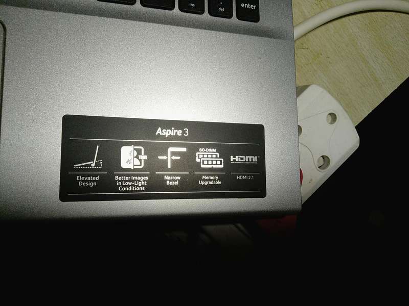 STILL UNDER WARRANTYPristine Condition Acer Aspire 3, i7 12thGen, 16Gb RAM, 512 SSD HD, 15.6' laptop