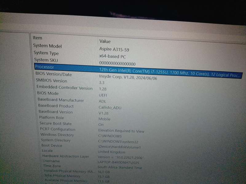 STILL UNDER WARRANTYPristine Condition Acer Aspire 3, i7 12thGen, 16Gb RAM, 512 SSD HD, 15.6' laptop