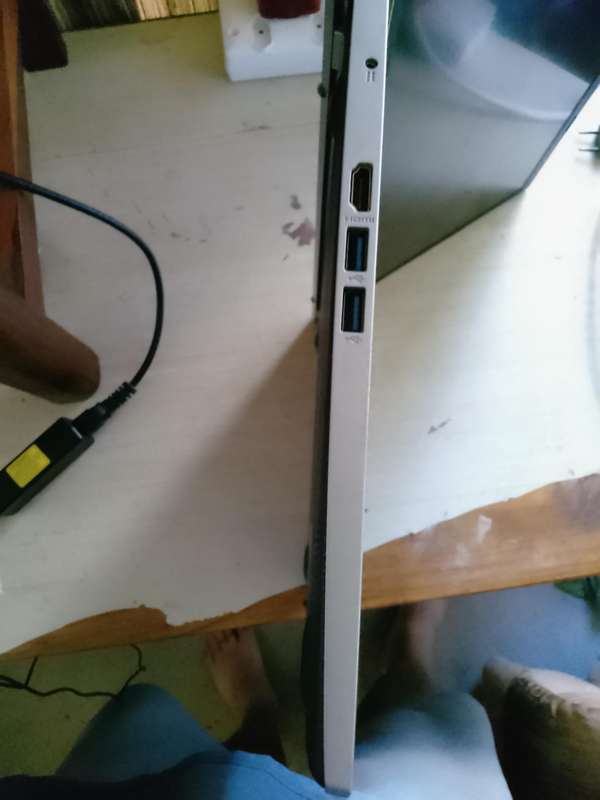 STILL UNDER WARRANTYPristine Condition Acer Aspire 3, i7 12thGen, 16Gb RAM, 512 SSD HD, 15.6' laptop
