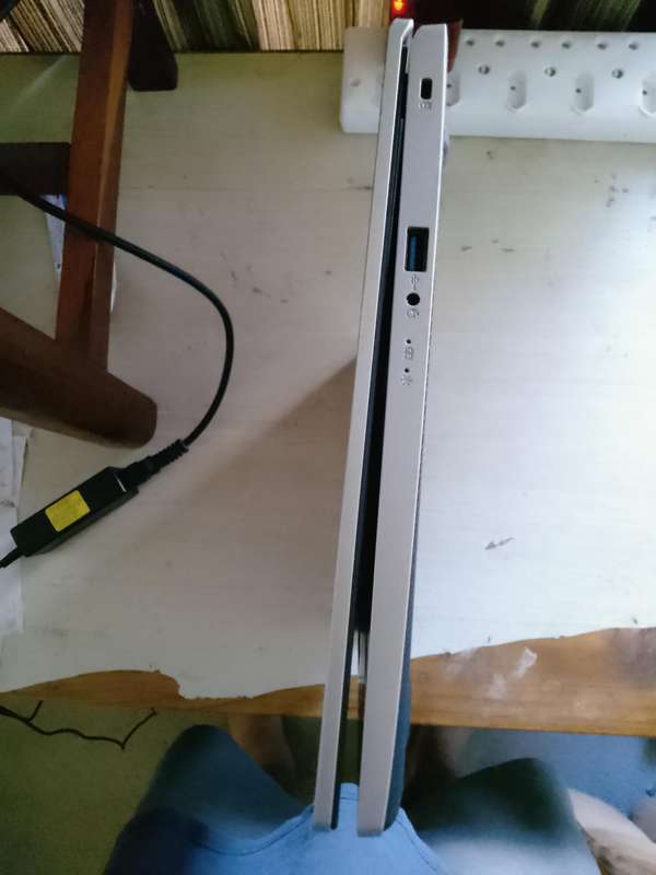 STILL UNDER WARRANTYPristine Condition Acer Aspire 3, i7 12thGen, 16Gb RAM, 512 SSD HD, 15.6' laptop