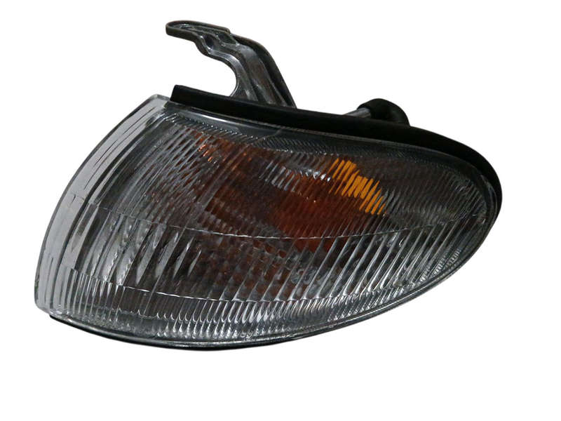 Hyundai Accent 1996 LHS Corner Lamp