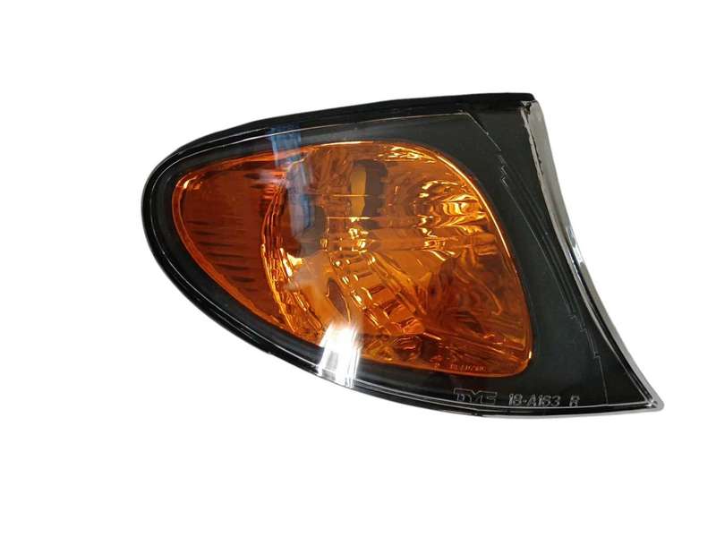 BMW E46 2001-04 RHS Amber Corner Lamp