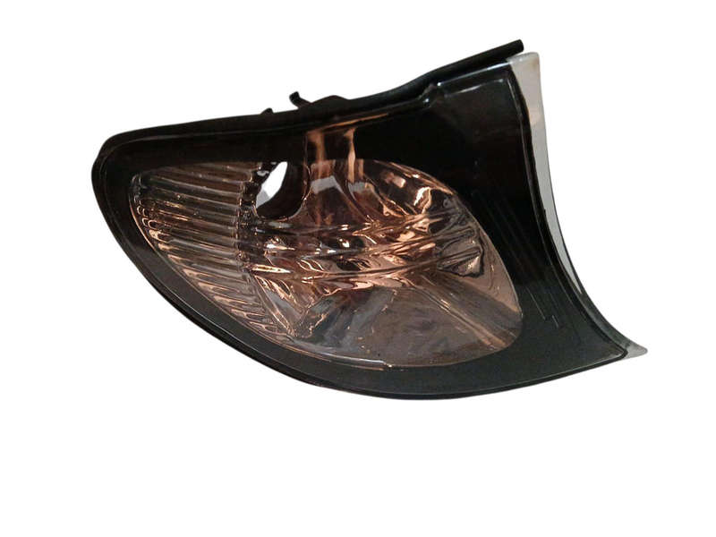 BMW E46 2001- 2004 Black and Clear Corner Lamp Set Left and Right