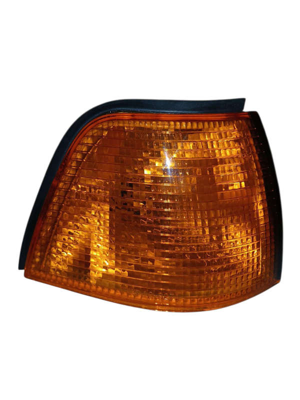BMW E36 3-series 1992-94 Amber RHS Corner Lamp