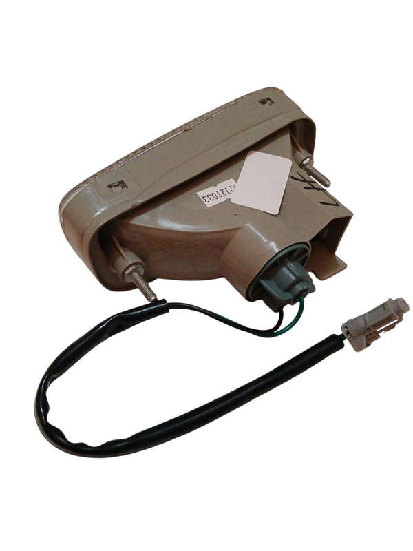 Isuzu Bakkie Clear LHS Bumper Indicator Oval Shape(Rounded corners)