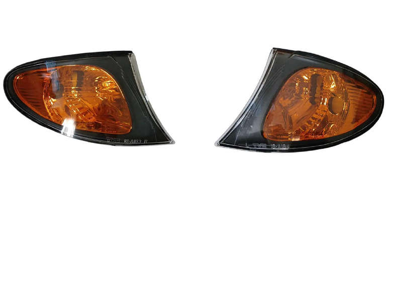SET of BMW E46 2001-04 Amber Corner Lamp (LHS and RHS)