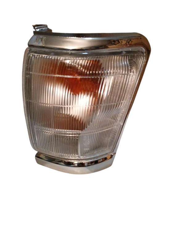 Toyota Hilux KZTE 1998-02 Chrome LHS Corner lamp