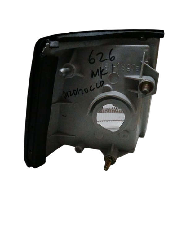 Mazda 626 1983 MK1 LHS Corner Lamp