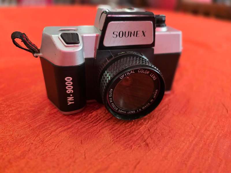 Cameras - Sunny SC 500 - Sounex YN 8000 - Sounex YN 9000 Gift Box
