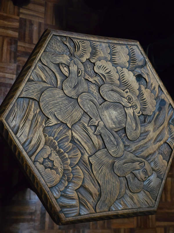 Antique Japanese Meiji-Era Floral Carved Table/Stool. Circa 1905