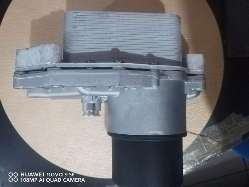 Discovery 4 oil cooler