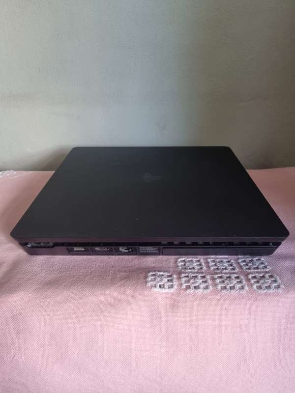 Playstation 4 Slim Console 500GB - PS4