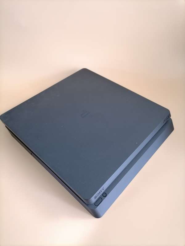 Playstation 4 500GB Slim Console - PS4