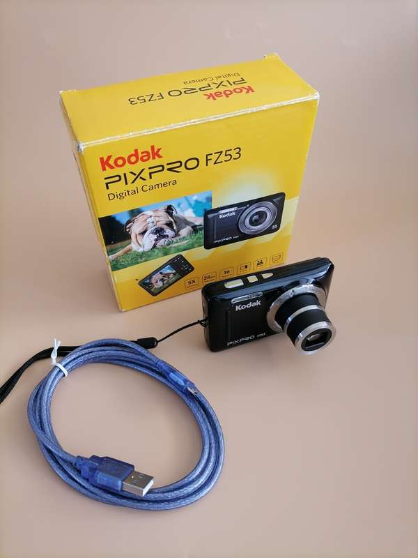 Kodak PixPro FZ53 Digital Camera ( 16MP, 5x Optical Zoom & HD Videos) Black