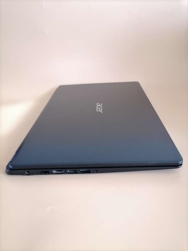 Acer Aspire 3 N19C1 (Intel Core i5, 1TB HDD, 8GB RAM) 15.6 Inch Laptop