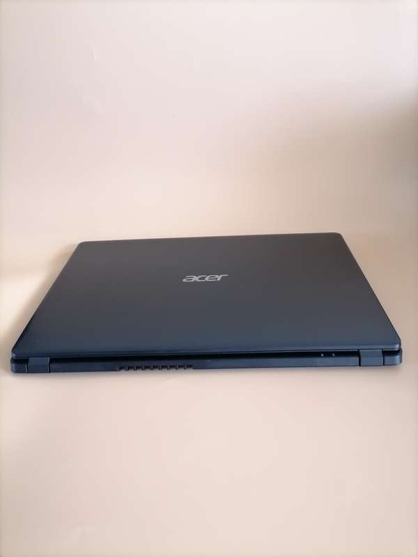 Acer Aspire 3 N19C1 (Intel Core i5, 1TB HDD, 8GB RAM) 15.6 Inch Laptop
