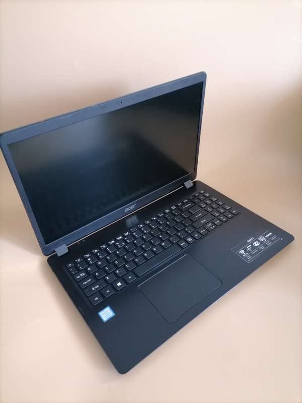 Acer Aspire 3 N19C1 (Intel Core i5, 1TB HDD, 8GB RAM) 15.6 Inch Laptop