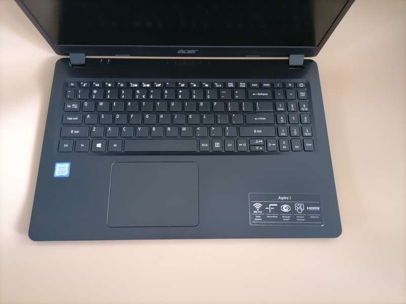 Acer Aspire 3 N19C1 (Intel Core i5, 1TB HDD, 8GB RAM) 15.6 Inch Laptop