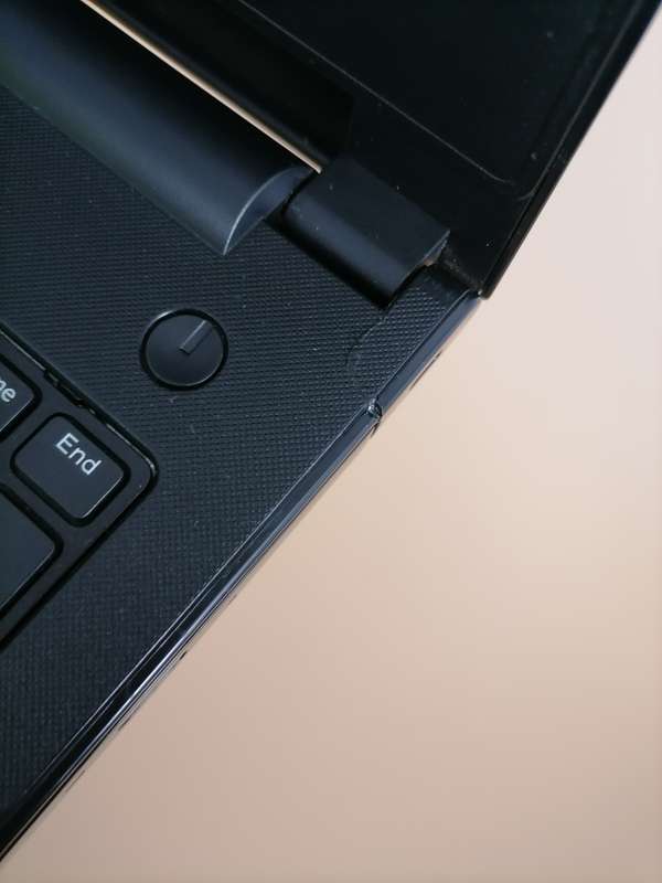 Dell Inspiron 15 5100 (Intel Celeron, 128GB SSD, 4GB RAM) 15.6 Inch Laptop