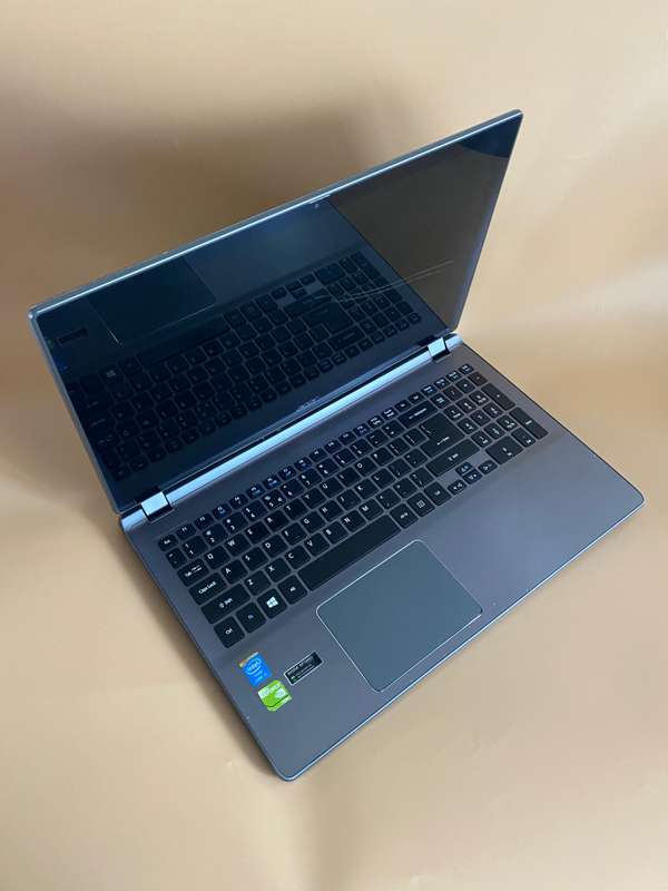 Acer Aspire V5 Series (Intel Core i5, 128GB SSD, 8GB RAM) 15.6 Inch Laptop