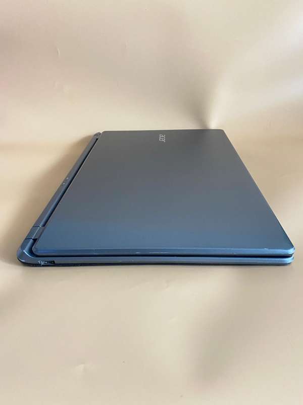 Acer Aspire V5 Series (Intel Core i5, 128GB SSD, 8GB RAM) 15.6 Inch Laptop