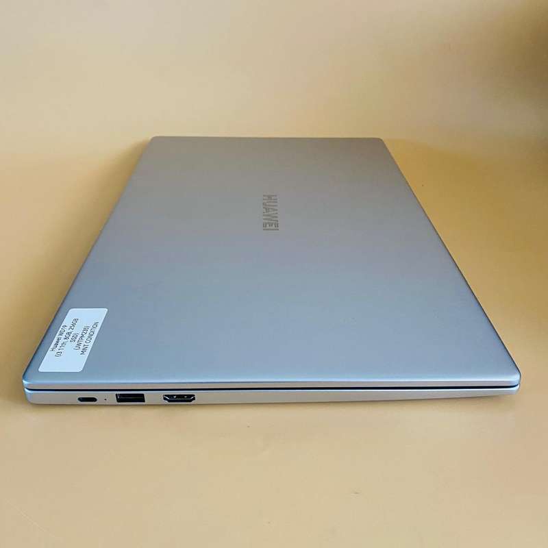 HUAWEI BoDE-WXX9 (Intel Core i3, 256GB SSD, 8GB RAM) 14 Inch Laptop