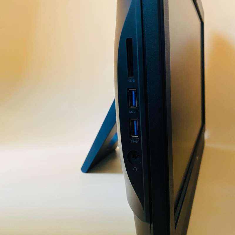 Dell Optiplex 3050 AIO Desktop (Intel i5, 240GB SSD & 8GB RAM) 19.5 Inch