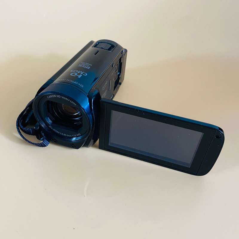 Canon Legria HF R606 Camcorders-Black
