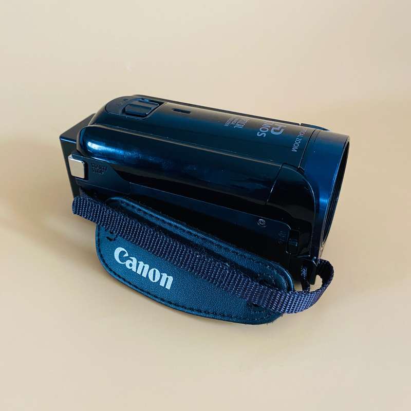 Canon Legria HF R606 Camcorders-Black
