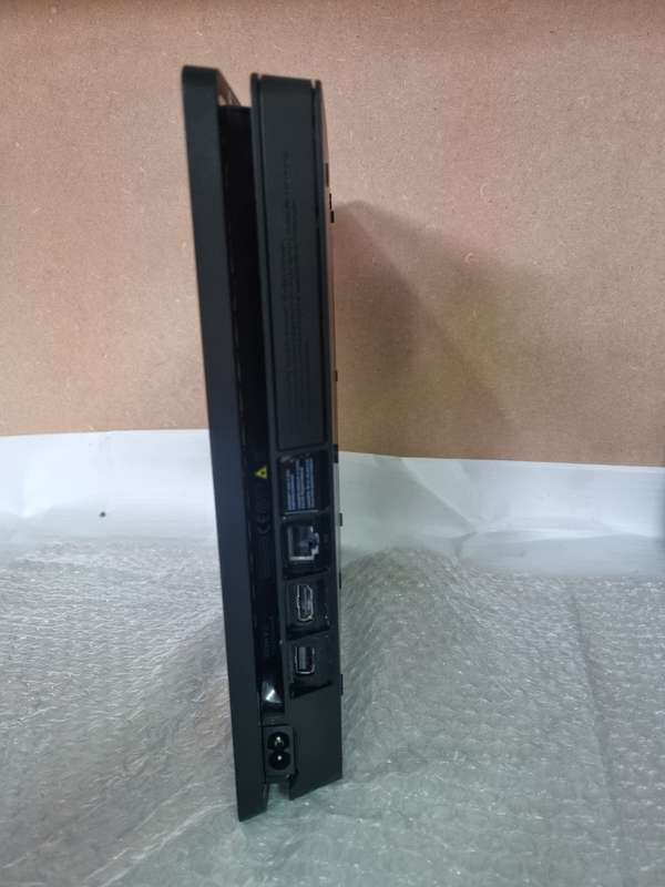 Playstation 4 Slim Console 500GB - PS4