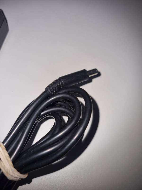Dell (Original) 45W AC Adapter 19.5V---2.31A (Small Pin)