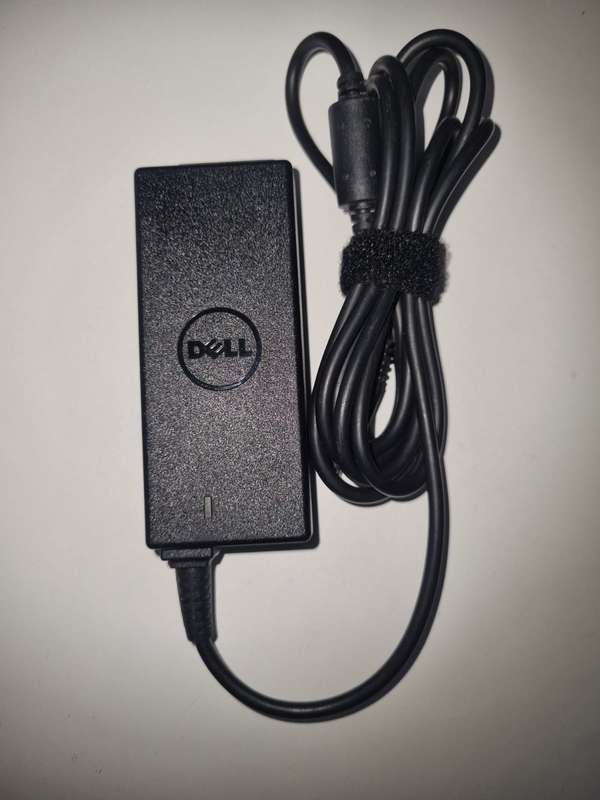 Dell (Original) 45W AC Adapter 19.5V---2.31A (Small Pin)