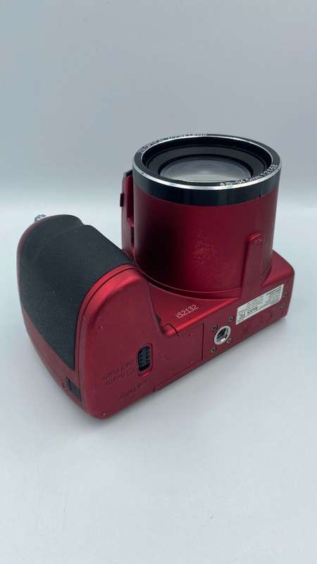 Polaroid iS2132 Digital Camera (16mp, 21x Optical Zoom) Red