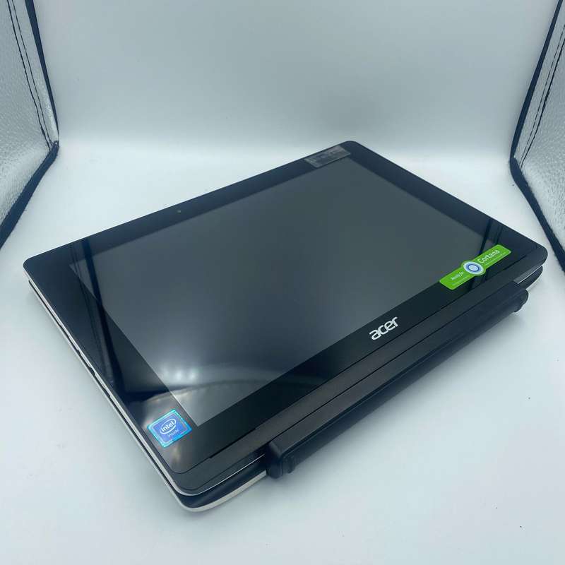 Acer Aspire SW3-013 (Intel Atom, 64GB HCG8e, 2GB RAM) 10.1 Inch Laptop