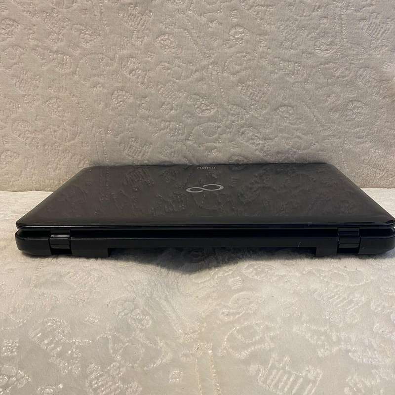 Fujitsu Lifebook A Series AH531 (Intel i5, 128GB SSD, 4GB RAM) 15.6 Inch Laptop